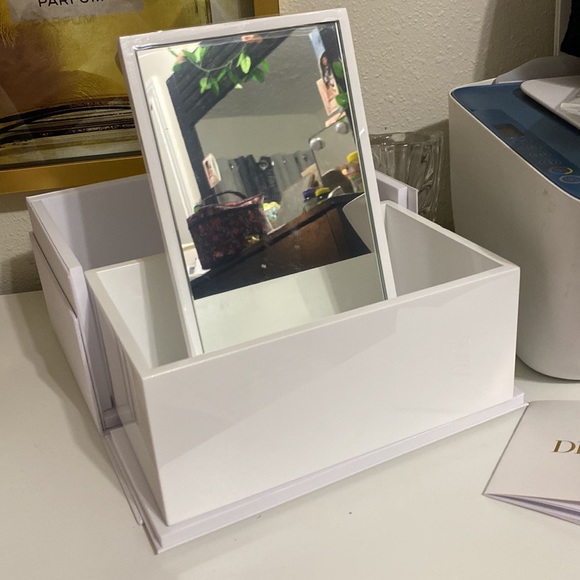 DIOR Beauty Lacquered Vanity Box/NIB - Picture 11 of 16